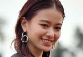 「なんか意外」山本舞香が〝週2で会う〟元国民的アイドル…〝プラベ2ショット〟に反響「仲良しですね」「尊すぎて気になった」