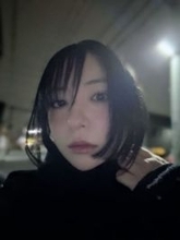 「立派!!旧家かな?」実家公開！グラドル麻倉瑞季〝庭のしだれ梅〟に反響「すごいなぁ」「実家太そう！」