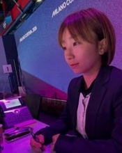 「はやっ」五輪号泣解説で話題の高橋成美〝帰国早々の全力疾走〟姿に反響「スポーツ庁長官になって」「フェラーリ並」