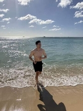 漂流サングラスは横浜の港へ…DeNA尾形崇斗、7年後に見据える夢　ソフトバンクハワイV旅行で猛者から刺激