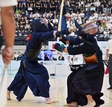 【玉竜旗高校剣道大会　男子】「自分たちの力を発揮できず悔しい」　痛恨の反則…三養基は不完全燃焼の8強