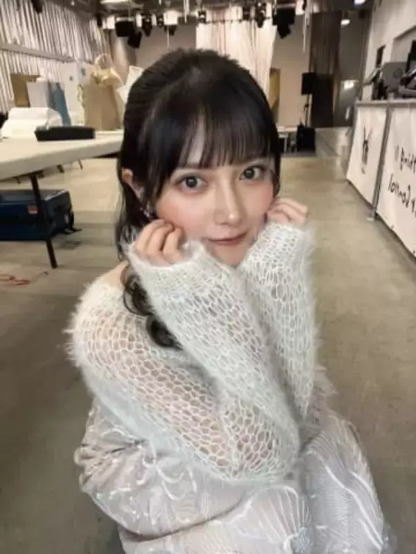 「なしこ史上初」反則級〝大胆イメチェン〟桃月なしこ最新ショットに騒然「ビジュつよつよ」「え！！すきです！！」