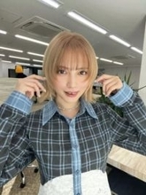 「午っぽくない？と思いきや…」桃月なしこ、大胆〝午スタイル〟ショットに「お正月から眼福」の声