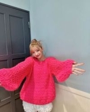 伯母は後藤真希、父は元アイドルで議員…20歳アイドル〝雰囲気ガラリ〟の近影に「大人っぽくなって…」「綺麗なフェイスライン」「似合ってる」の声