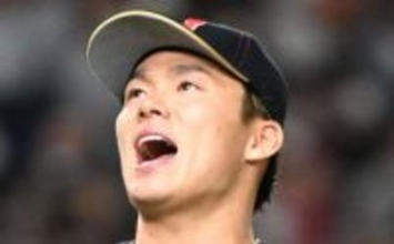 「早速転売されまくってる」山本由伸×世界的人気キャラ〝コラボアイテム〟が…「ほんまこういうの嫌やわぁ〜」「相変わらず酷い」