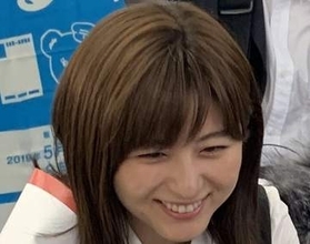 「本気を出した」〝スケスケ〟ドレスの宇賀なつみアナに「テカテカ」「風呂上がりみたい」「ドアップ♡」