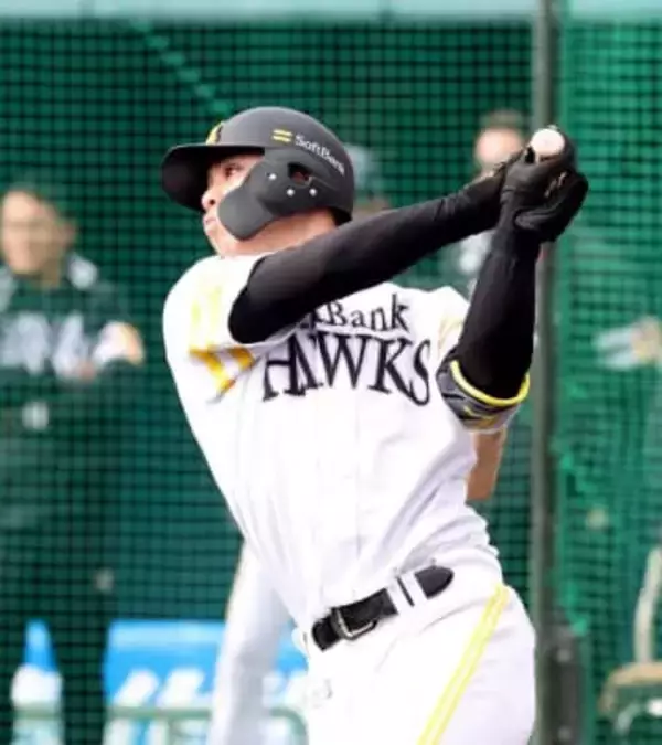 長打力自慢ルーキーいきなり躍動　ソフトバンクドラ5髙橋隆慶が鮮烈三塁打　開幕1軍へ「何としてでもつかみ取りたい」