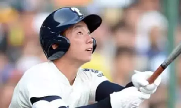 大阪桐蔭主将で日本一…26歳野球選手〝妻顔出し〟結婚報告に「甲子園での本塁打、覚えてます！」「桐蔭時代から応援してるので感慨深い」の声