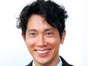 「ハードな役が続くせいか表情が…」佐々木蔵之介〝雰囲気一変〟…オフショットに「闇抱えてて怖い」「はらはら消えない」「最近悪者役が多いなぁ」の声