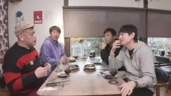 博多華丸・大吉、古墳の町で1万円コーヒー堪能　贅沢グルメに感動　野性爆弾と街ブラ