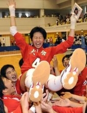 誕生日の悲報から17年…亡き姉への想いを胸に戦う35歳のセッター栄絵里香【バレーボール大同生命SVリーグ・SAGA久光スプリングス】