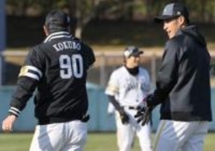 「劇的に治ることはないんじゃないか」　ソフトバンク小久保監督、首痛で病院受診の柳田悠岐について説明　「構造的な問題なので」　3戦連続欠場へ