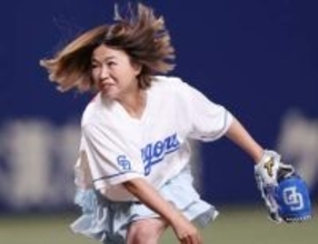 「素直にうれピー」と感謝、大久保佳代子、55歳の誕生日の〝ちょいブレ〟2ショットが話題「お顔がシュッとしてて羨ましい！」「40代に見えますわよ」