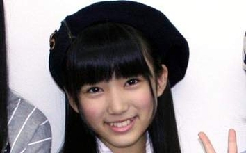 「上目遣いオブザイヤー」矢吹奈子〝雨で前髪ぱやぱや〟ショットに「お目目きゅるきゅる」の声