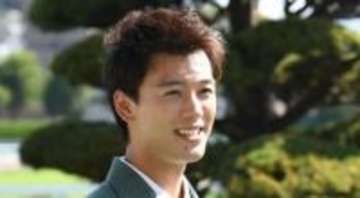 「カレーは料理じゃない」「おかず茶色すぎ」亭主関白炸裂で破局…交際時の〝同棲2ショット〟32歳俳優＆34歳女優ドラマ場面写真に「お似合い…」「泣ける」の声