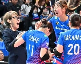 合言葉は「やられたら、やり返せ」中田久美監督のリベンジ指令に応えて崖っぷちのSAGA久光スプリングスがフルセット勝利　決勝進出へ逆王手【バレーボール大同生命SVリーグPO準決勝】