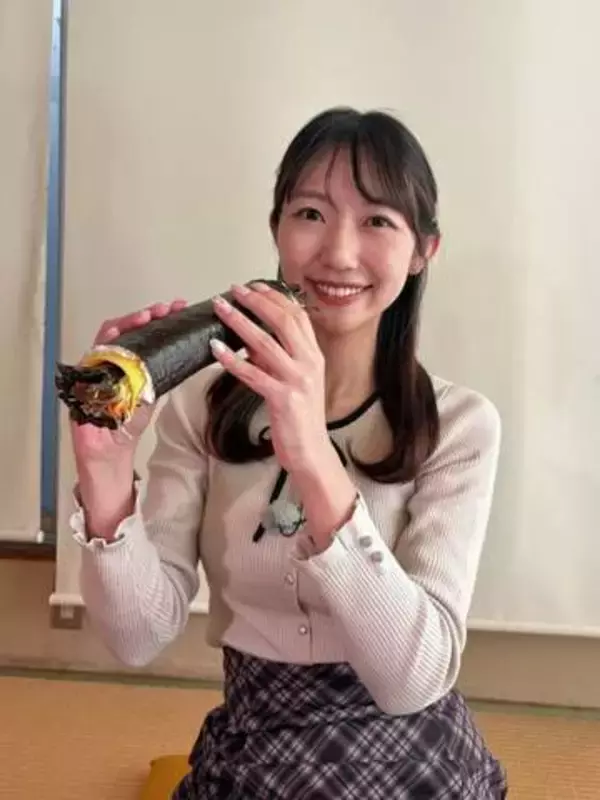 「デコったペンラも可愛い」四国放送・豊成春子アナ、SixTONESライブ参戦〝推し活〟ショットに反響「チケット当たったの羨ましい」