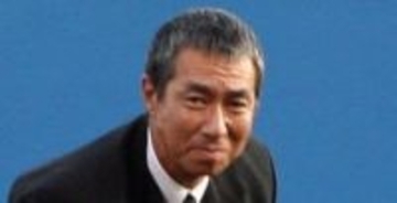 「入れてるんですね」〝びっしり入れ墨〟披露！組長役64歳人気俳優の〝衝撃〟ドラマショットに「うわっ！！迫力すごい ！！」「ギャップに萌える」