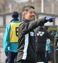 前日に後任打診も「アビスパが培った文化は崩れない」コンプラ抵触で監督契約解除のアビスパ福岡が始動　塚原真也暫定監督が意気込み