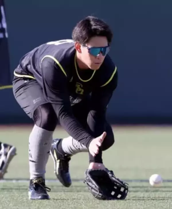 「とりあえず一番の目標」　ソフトバンク、ドラ5の〝社会人ナンバーワンスラッガー〟が春季キャンプA組入り誓う