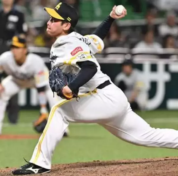 ソフトバンク・ドラフト3位ルーキー鈴木豪太が無失点デビュー　「声をかけてくれて落ち着けた」栗原陵矢の駆け寄りに感謝