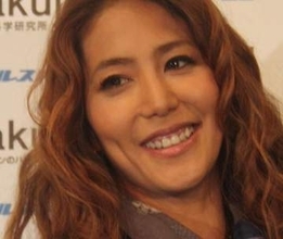 「確かに衝撃…」52歳・山本美憂、〝大胆ハイレグ姿〟タトゥーもあらわに…「どした？」「タトゥーがかなり露出してる」「クラクラする」大反響