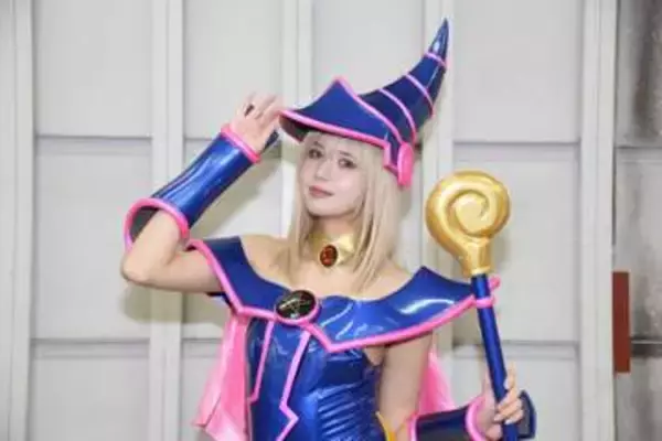 「176センチのおっきい女の子」と告白…ニーハイショットの緑川希星に「だから長身が好きだってば！」「好きというより応援したくなる要素全部揃ってる」