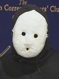 「覆面ホラー作家・雨穴「夢かと思いました」　『変な絵』英訳版がイギリスの世界的文学賞で最終候補に」の画像1