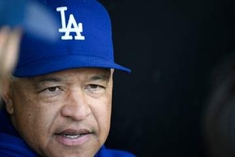 大谷の左膝…ロバーツ監督が感じた変化「2、3日前に休養日があったばかり、それにもかかわらず膝に張りが…」　「この2週間ほど続いてきた状況とは違う」と言及