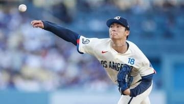 山本由伸が8回に勝ち越され悔しそうな表情　8回3失点の力投　初対戦の吉田正尚は3打席封じる