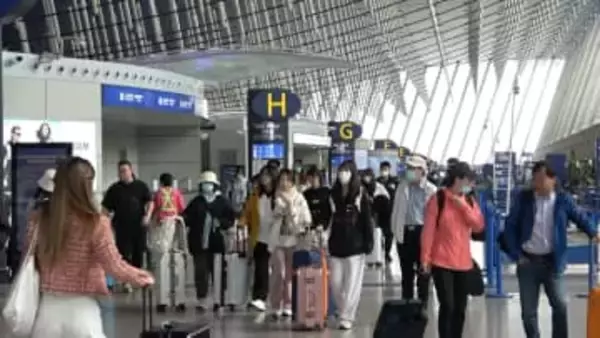 「春節」の日本への航空便、4割以上減少　中国メディア