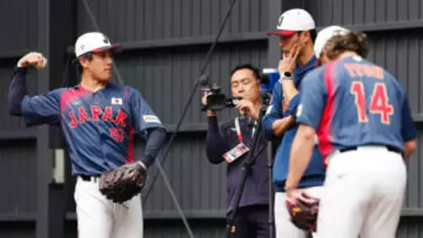 【日本ハム】侍ジャパンへ“おいしいプレゼント”　北山亘基がニッコリ笑顔で紹介