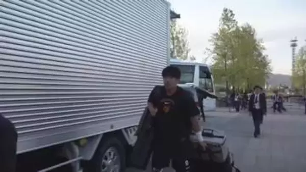 試合開始の1分前に到着　巨人・石塚裕惺が1軍に　脳しんとうの泉口友汰にかわって1軍登録