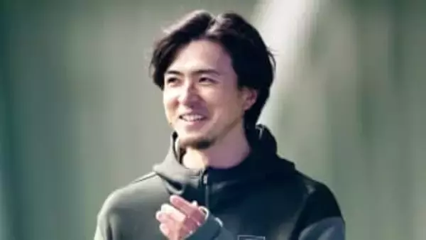 【ほっこり】ソフトバンク上沢直之のサプライズ誕生日パーティー　大津亮介・津森宥紀・木村光がケーキ片手に突撃