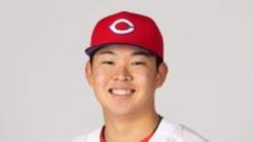 【広島】ドラ1平川蓮のビッグプレーに新井監督が大興奮のガッツポーズ　好返球で満塁の窮地しのぐ