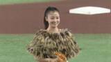 「【始球式】巨人ファンの橋本環奈が登場　映画「キングダム」とコラボの「キングダムナイター」」の画像1