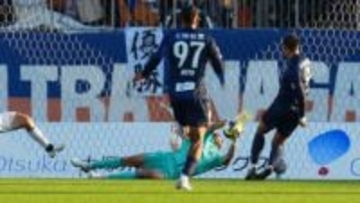 「色んな人に感謝」GK後藤雅明が“顔面セーブ”　体を張って長崎のJ1切符を守る