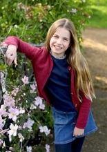 英・シャーロット王女　9歳の誕生日にあわせ新たな写真公開