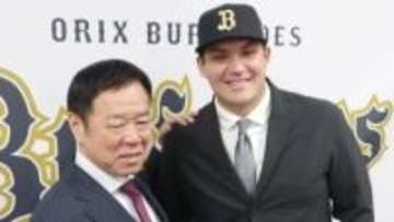 【オリックス】新助っ人のシーモアが入団会見「“ボブ”と呼んで」と爽やかな笑顔「バッティングに自信があります。特にパワー」と意気込む　背番号は“45”