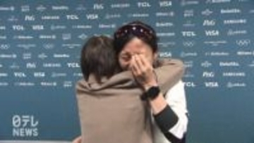 涙の髙木美帆　姉・菜那さんからの問いかけとハグに再び号泣　妹の素顔、本音吐露「最後の一周は…つらかった」「だんだん1500メートルが走れなくなっている」　 悔しくも結果受け入れ、最後は笑顔