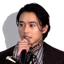 山﨑賢人　映画『キングダム』最新作の注目ポイントは“馬”「どの映画でも見たことないんじゃないか」
