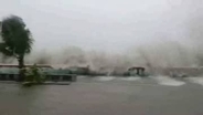 大型で非常に強い台風26号、フィリピン接近　10万人以上避難