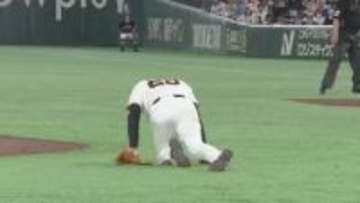 「右足に違和感があって」巨人・ハワードが負傷降板　詳細は“あした来てから”