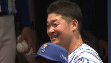 【DeNA】筒香嘉智が後輩・石田裕太郎の一言に照れ笑い