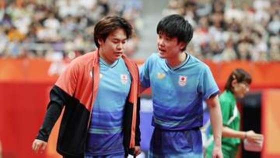 「勝つから待っとけ」60年ぶり金メダルの“舞台裏”　張本智和が負けたら終わりの一戦を前に松島輝空へかけた言葉【卓球】