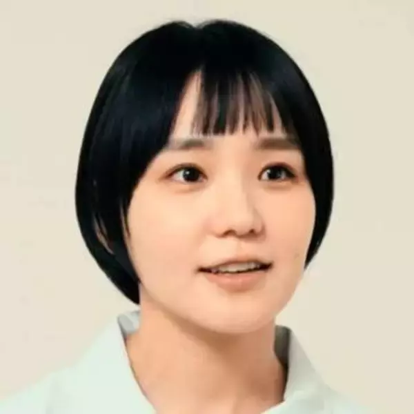 奈緒「私が間違えてしまって･･･」　カーネーションを渡すタイミングで母と共に大爆笑