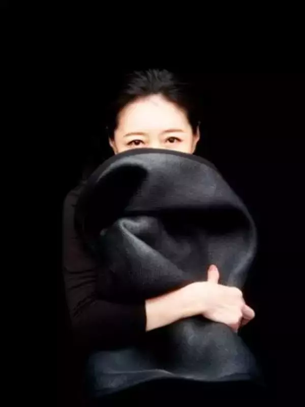 中森明菜　最新作が通算43作目となるアルバムTOP10入り　『AKINA NOTE』