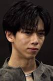 「【コメント全文】超特急・リョウガ、休養を発表　疲労が蓄積し、ヘルニアの症状も重なる」の画像1