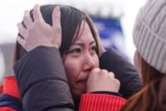 金メダル深田茉莉　家族への思いに思わず涙あふれる「特にお父さんに感謝伝えたい」〈女子スロープスタイル〉