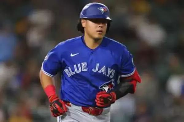 【MLB】岡本和真が29号ソロ　自身の持つ“球団新人本塁打記録”を更新　守備では失点につながる失策も…チームはサヨナラ負け